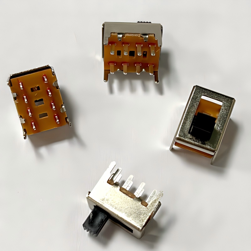 posuvný vypínač SS23F06 3-pozice, 10-kolíkový design pro LED světla -- Dongguan Factory Direct